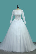 Load image into Gallery viewer, 2024 Bateau Long Sleeves A Line Tulle Wedding Dresses With Applique Court Train