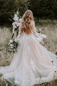 Princess Long Sleeves Lace Appliques V Neck Tulle Wedding Dresses Beach Wedding SRSPMZFDDLD