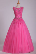 Load image into Gallery viewer, 2024 Cap Sleeves Quinceanera Dresses Scoop Ball Gown Tulle With Applique