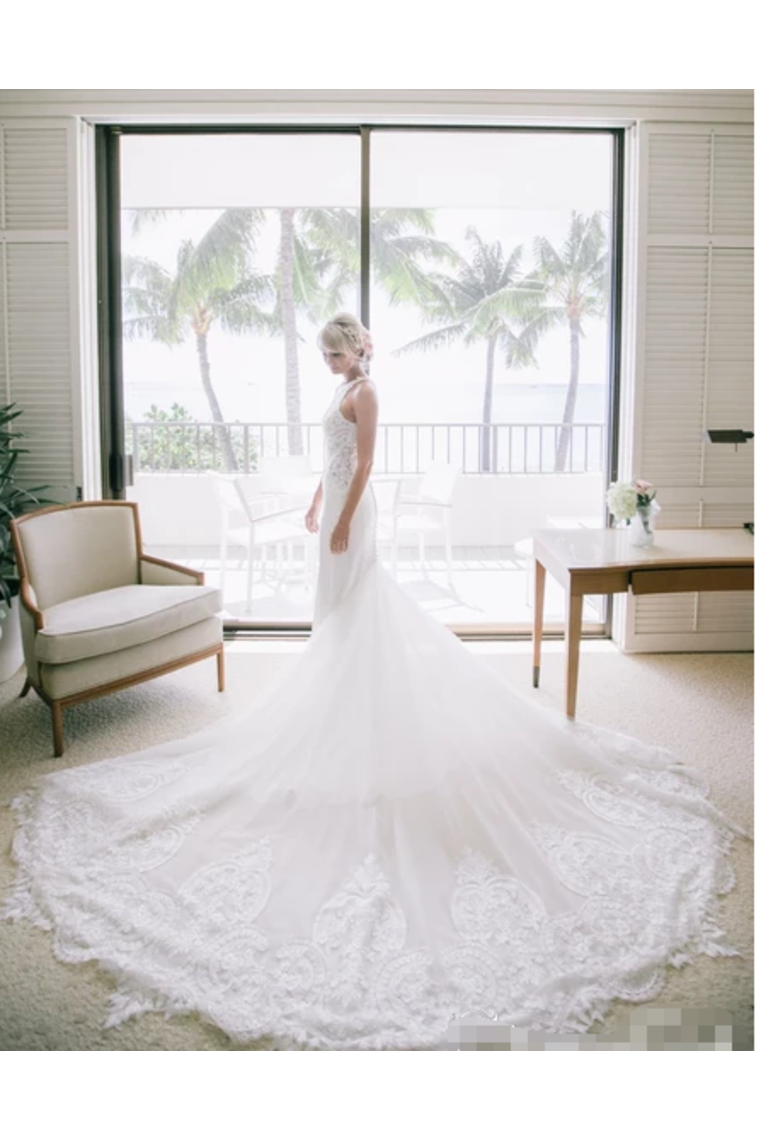 Sexy Appliqued Beach Wedding Dress With Racerback Illusion Neckline Wedding SRSPBN4L9Q7