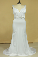 Load image into Gallery viewer, 2024 Plus Size Wedding Dresses A Line V Neck Open Back With Beading Stretch Satin