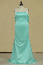 Load image into Gallery viewer, 2024 Prom Dresses Strapless Mermaid Satin With Bow Knot Plus Size