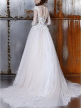 Load image into Gallery viewer, Long A-Line Long Sleeve Tulle Lace Plus Size Princess Elegant Wedding Dress RS32