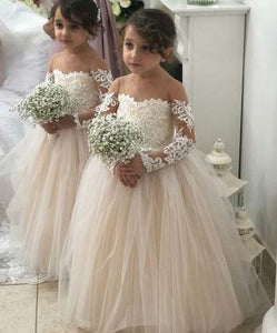 Princess A-Line Round Neck Tulle Long Sleeves Bowknot Flower Girl Dress with Appliques RS797