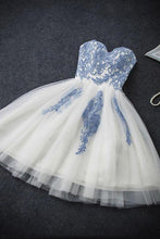 Load image into Gallery viewer, Elegant Sweetheart Tulle Appliques Short Mini A-Line Sweet 16 Dress RS787