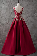 Load image into Gallery viewer, Chic Burgundy Cheap Scoop Long Lace up Satin Sleeveless Prom Dresses RS88