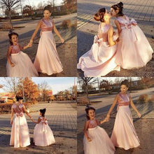 Load image into Gallery viewer, Princess Sequins Bodice Mother and Kids Dress Ball Gown Princess Flower Girl Dresses RS546