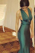 Load image into Gallery viewer, Sexy Dark Green Deep V-Neck Mermaid Backless Prom Dresses RS552