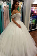 Load image into Gallery viewer, Wonderful Ball Gown Beaded Off the Shoulder Sweetheart Tulle White Wedding Dresses RS685
