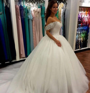 Wonderful Ball Gown Beaded Off the Shoulder Sweetheart Tulle White Wedding Dresses RS685