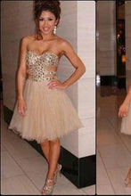 Load image into Gallery viewer, Champagne Short Prom Dresses 2024 Homecoming Gowns Tulle Homecoming Dresses RS905