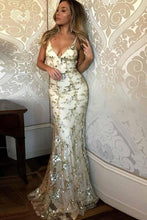 Load image into Gallery viewer, Mermaid Spaghetti Straps V-Neck Tulle Backless Prom Dresses with Appliques RS520