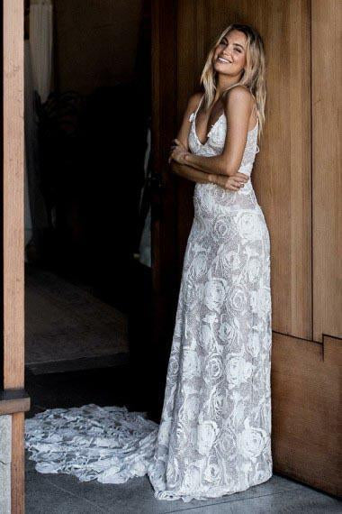 Princess A-Line Spaghetti Straps Sleeveless Ivory Backless Lace Appliques Wedding Dresses RS274