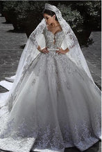 Load image into Gallery viewer, Sexy Ball Gown Sweetheart Long Sleeve Lace Appliques Tulle Long Wedding Dresses RS70