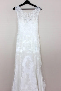 Simple Mermaid Lace Appliques Ivory Cap Sleeves Button Long V Neck Wedding Dresses RS856